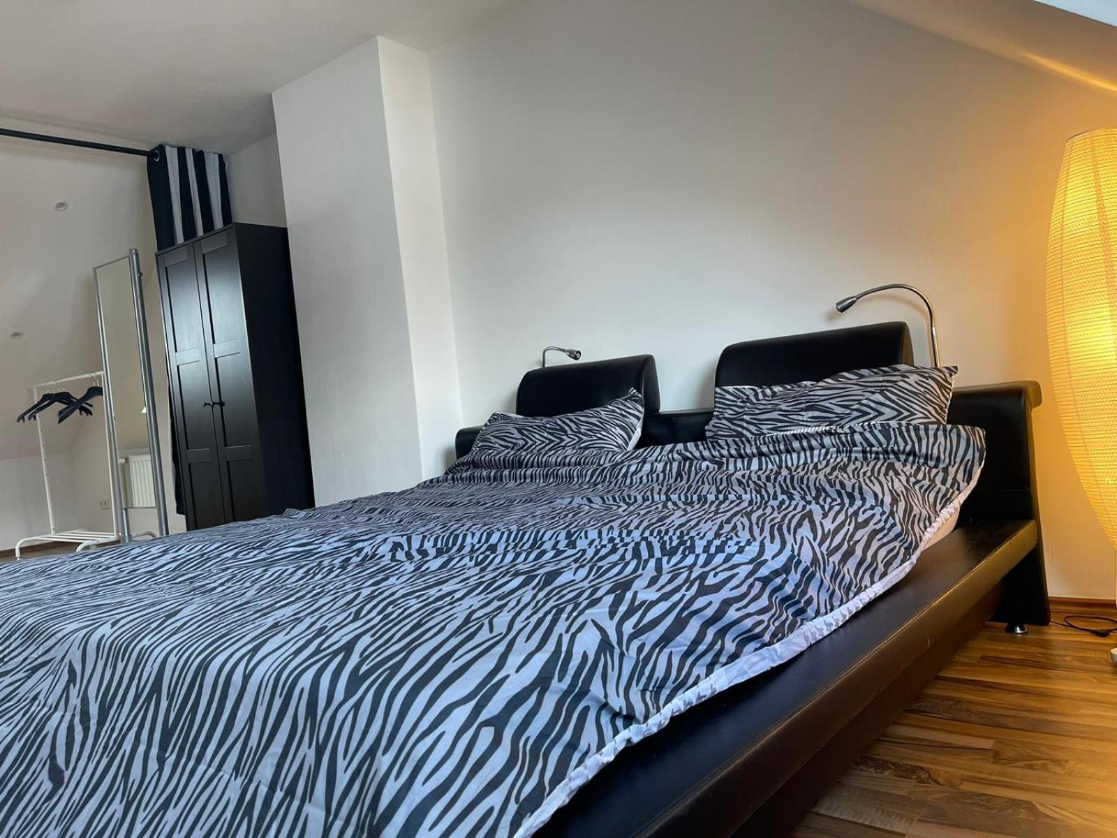 Luxurioeses Zimmer 10Min Zum Universitaet Kassel Eksteriør billede