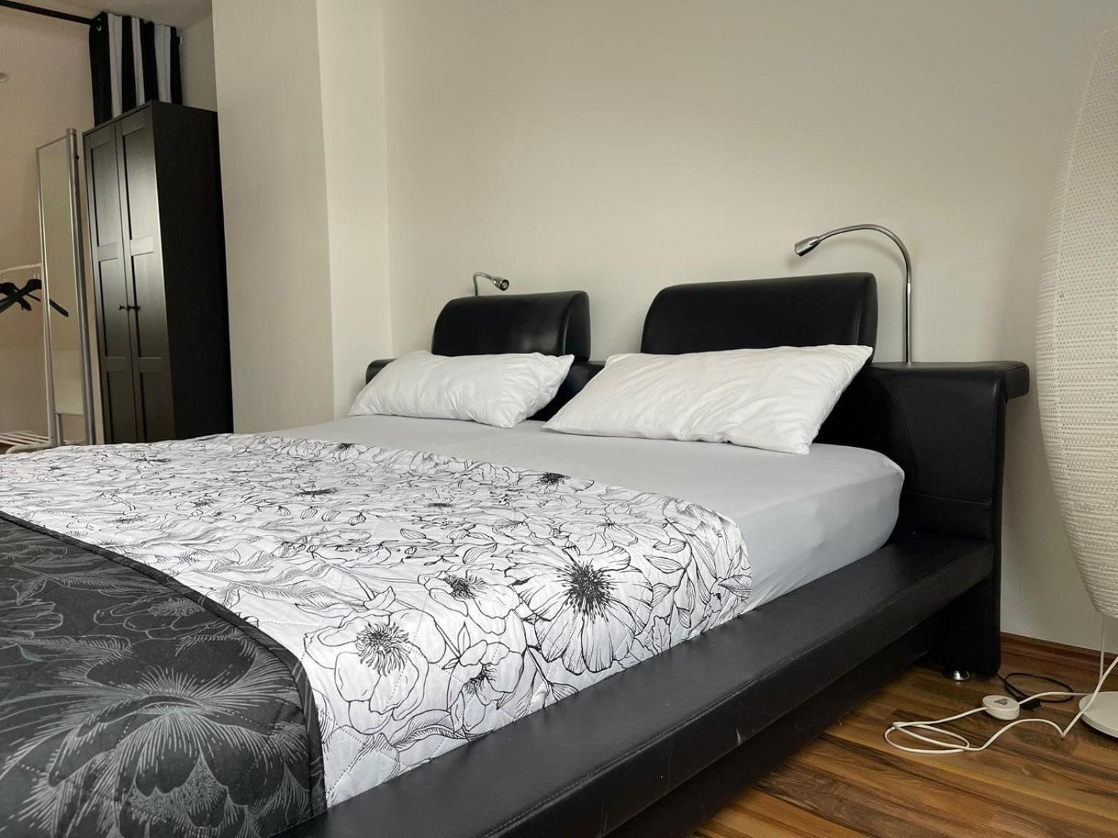 Luxurioeses Zimmer 10Min Zum Universitaet Kassel Eksteriør billede