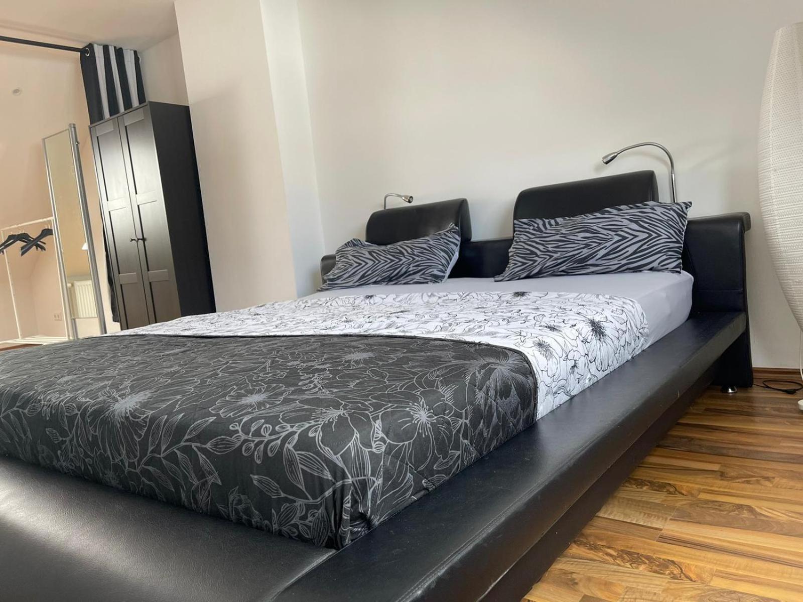 Luxurioeses Zimmer 10Min Zum Universitaet Kassel Eksteriør billede